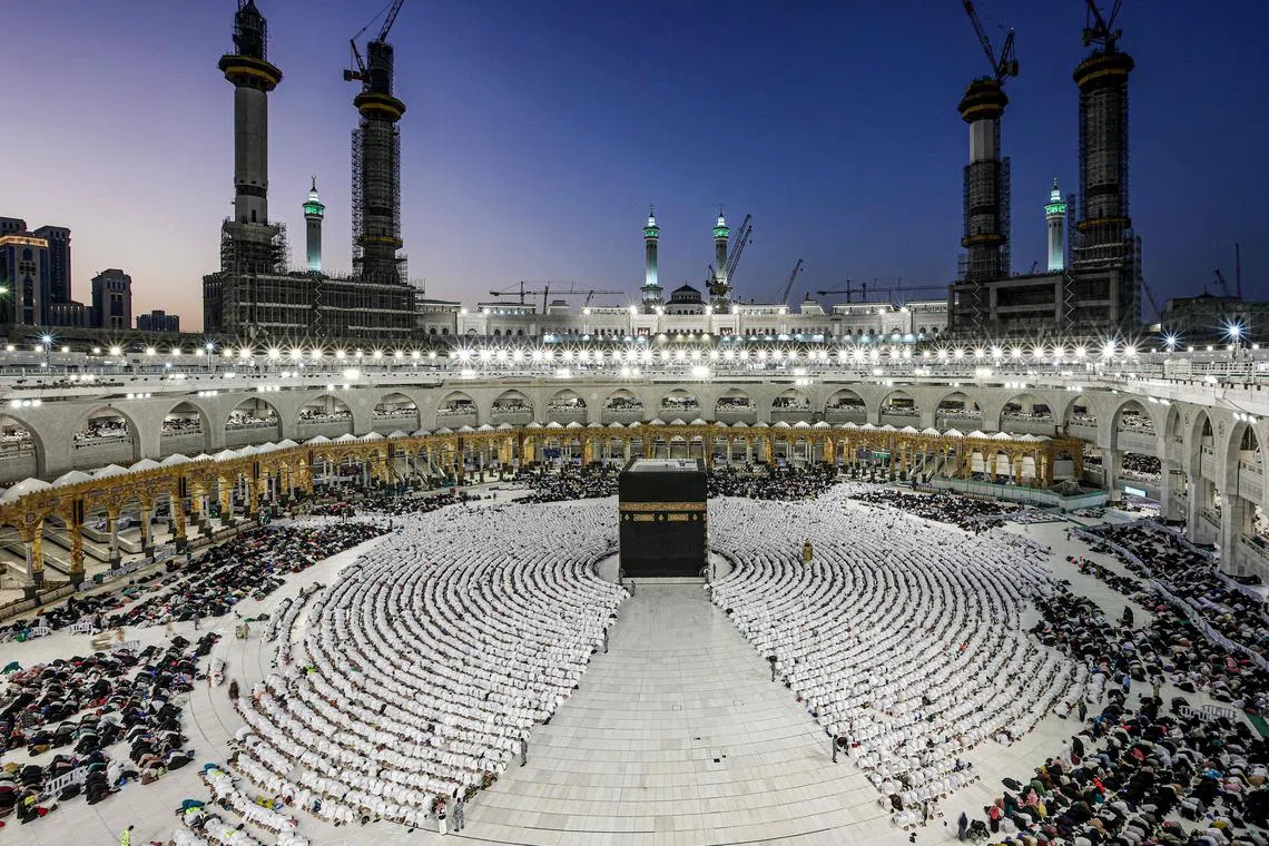 The incident highlights persistent challenges to safely transporting worshippers to Mecca and Medina.