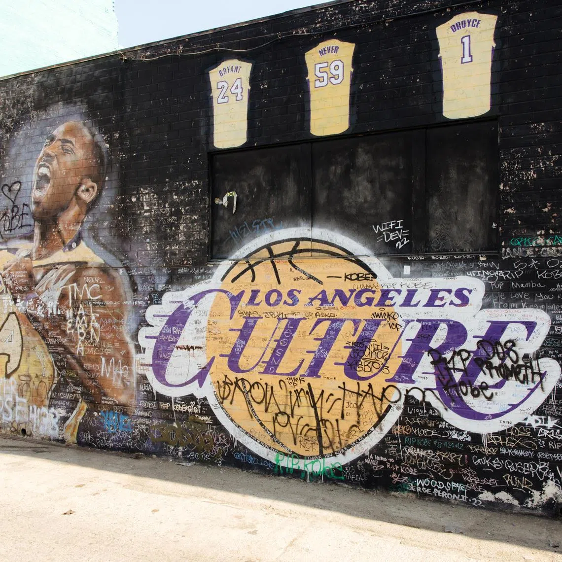 The mural that Jonas Never created during Kobe Bryant's last NBA season, a few blocks from what was then known as Staples Centre in Los Angeles, Jan 19, 2025. There are more than 600 murals honouring Bryant around the world, according to one crowdsourced tally, a majority of them in Southern California.