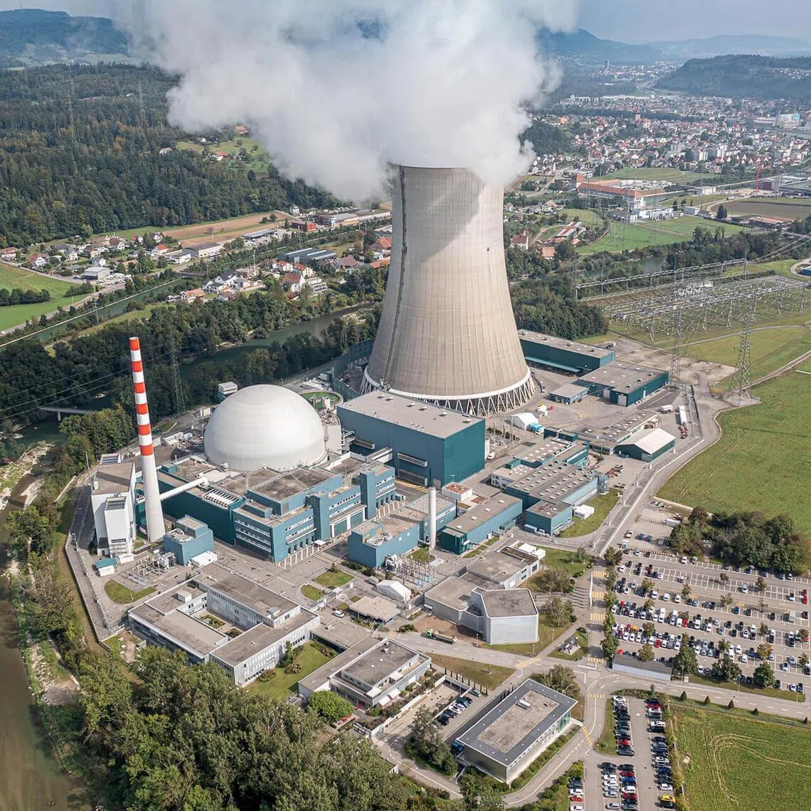 sbnuclear19 - Aerial shot of the Gosgen nuclear power plant in Switzerland


Credit: Kernkraftwerk Gosgen