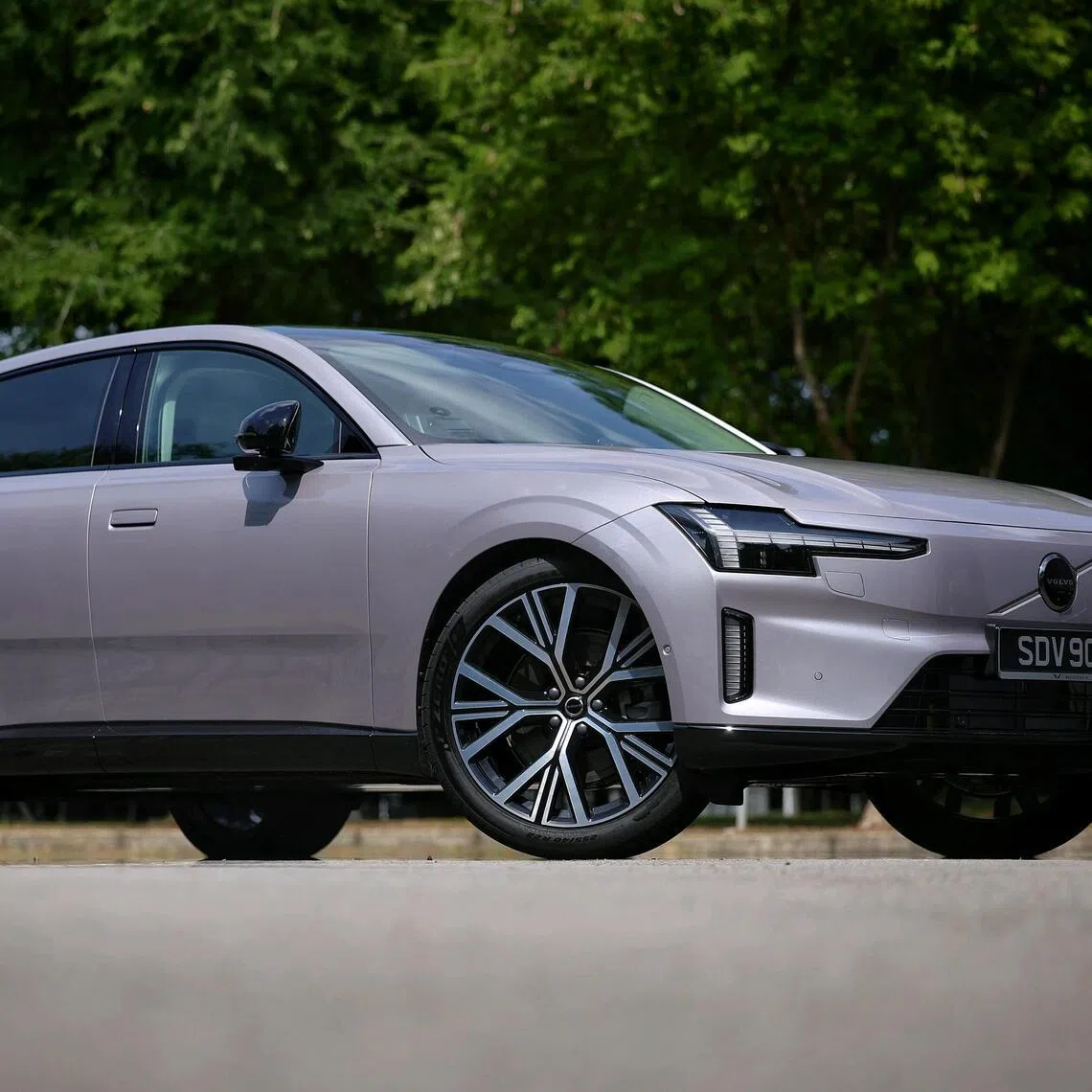 Volvo's biggest sedan to date, the ES90 is 5m long and has a ground clearance of up to 208mm.  