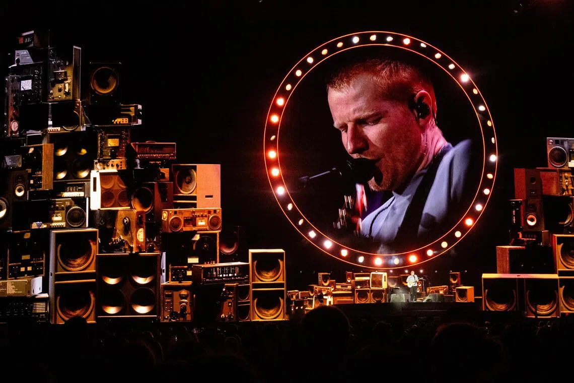 Ed Sheeran opened a show in Philadelphia on Sept 19 with an apology for “mistakes” in handling Macklemore’s situation.