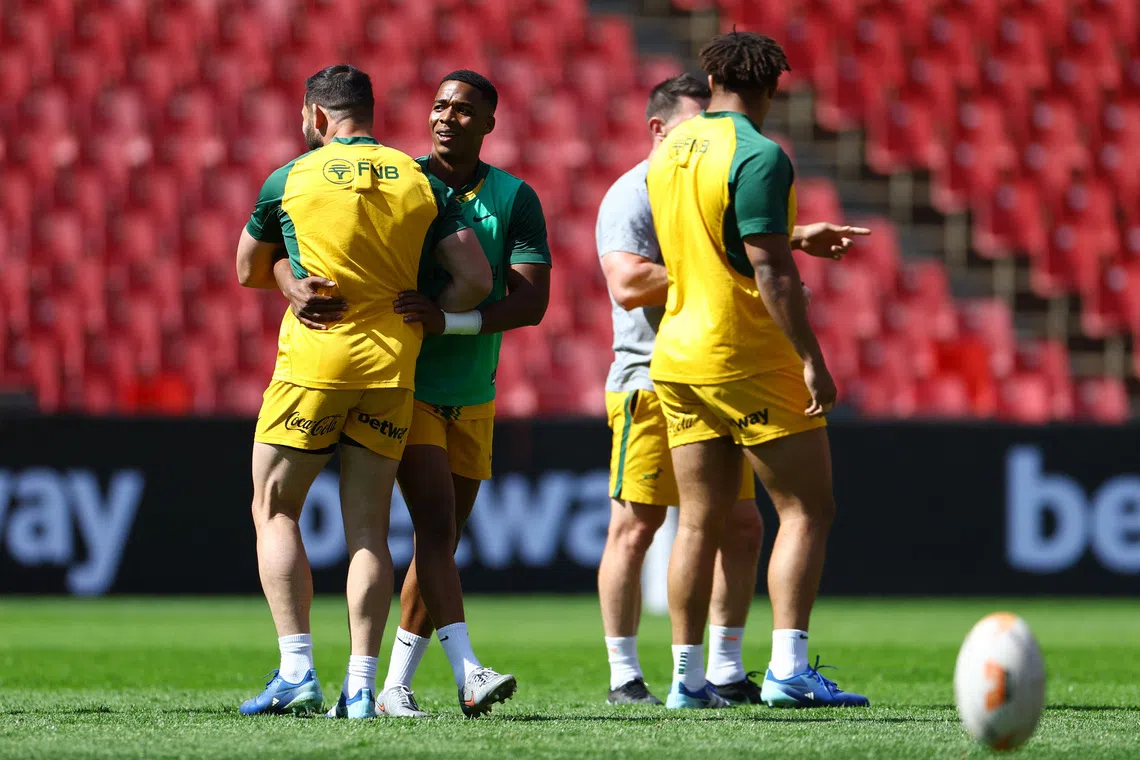 Rugby Union - South Africa Captain's Run - Ellis Park Stadium, Johannesburg, South Africa - August 21, 2026  South Africa's Grant Williams and Wilco Louw during training REUTERS/Siphiwe Sibeko