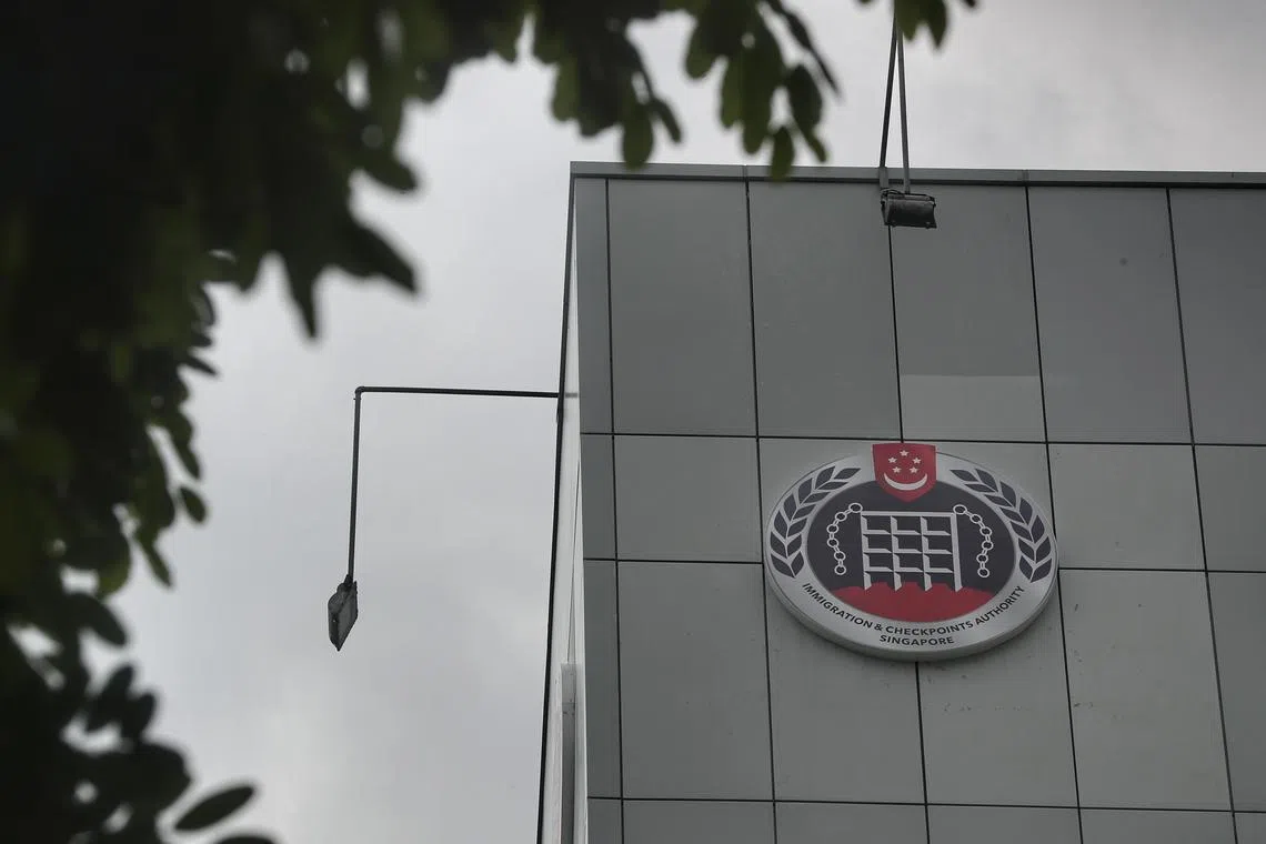 Lee Kah Hin failed to report his change of residence to ICA within 28 days of moving out, as required by law.