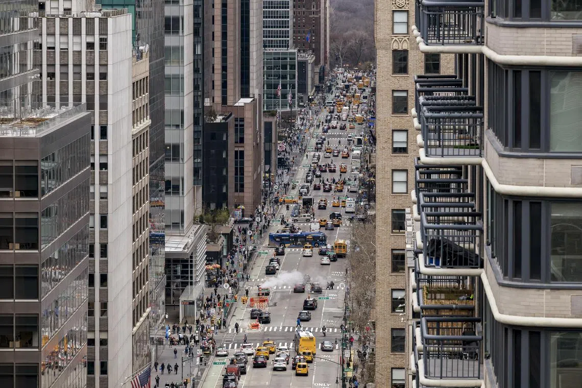 New York City’s congestion pricing program, the first of its kind in the US, would have charged a toll of US$15 (S$20) during daytime hours for vehicles driving in Manhattan south of 60th Street. 