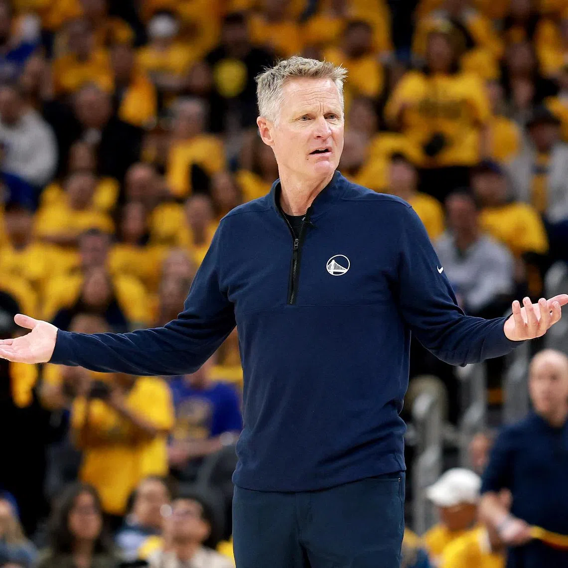 SAN FRANCISCO, CALIFORNIA - APRIL 28: Head coach Steve Kerr of the Golden State Warriors reacts against the Houston Rockets during the third quarter in Game Four of the Western Conference First Round NBA Playoffs at Chase Center on April 28, 2025 in San Francisco, California. NOTE TO USER: User expressly acknowledges and agrees that, by downloading and or using this photograph, User is consenting to the terms and conditions of the Getty Images License Agreement.   Ezra Shaw/Getty Images/AFP (Photo by EZRA SHAW / GETTY IMAGES NORTH AMERICA / Getty Images via AFP)