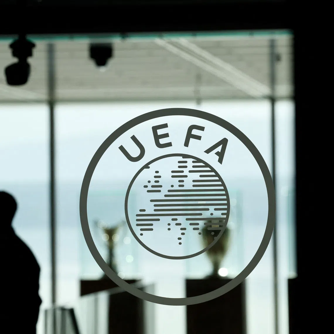 UEFA said it would boycott the World Cup should FIFA press ahead with its private investor plan.