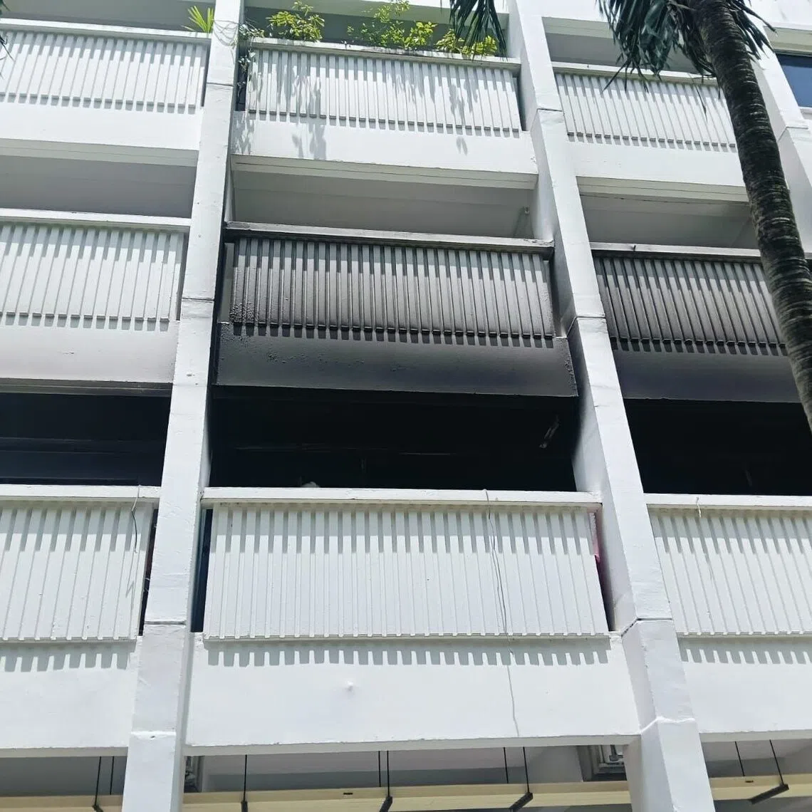 The Singapore Civil Defence Force said it was alerted to the fire at Block 756 Yishun Street 72 at 12.05pm on Oct 20.