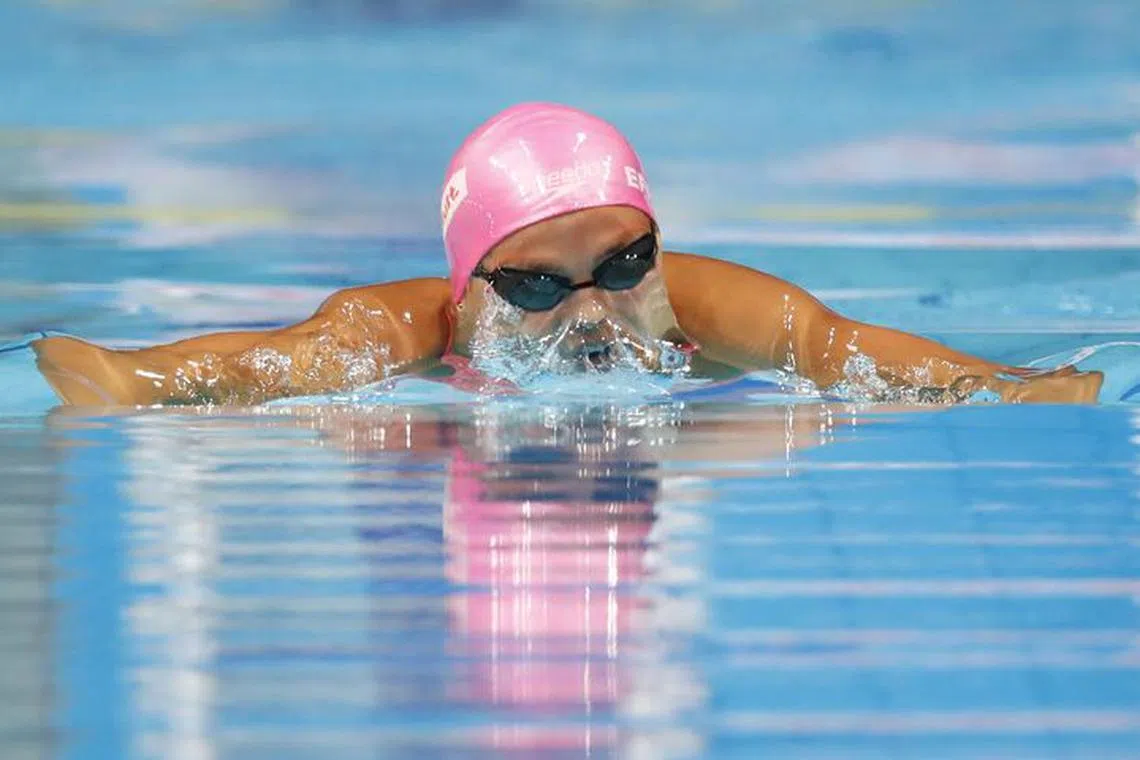 FILE PHOTO: Swimming – 17th FINA World Aquatics Championships – Women's 100m Breaststroke Final – Budapest, Hungary – July 25, 2017 – Yuliya Efimova of Russia competes. REUTERS/Laszlo Balogh/File photo