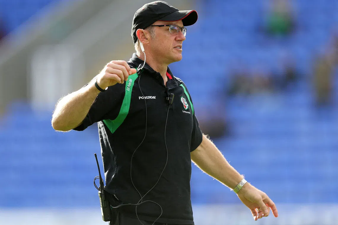 FILE PHOTO: Rugby Union - London Irish v Femi-CZ Rugby Rovigo - European Rugby Challenge Cup Pool One - Madejski Stadium  - 19/10/14   London Irish Director of Rugby Brian Smith before the match   Mandatory Credit: Action Images / Peter Cziborra   Livepic   EDITORIAL USE ONLY./File Photo