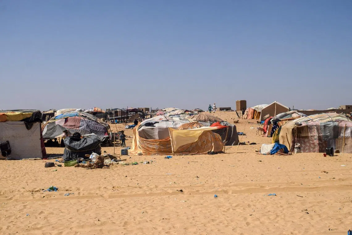 FILE PHOTO: A view shows makeshift shelters at the Internally Displaced People's (IDP) camp in Tinzaouaten, northern Mali November 7, 2024. REUTERS/ Abdolah Ag Mohamed/File Photo