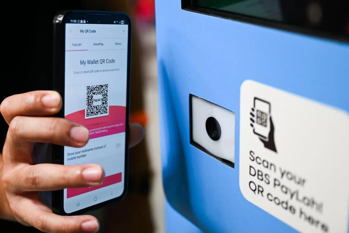 Customers can retrieve their deposits by returning empty beverage containers that bear the scheme’s deposit mark at the Return Right machines.