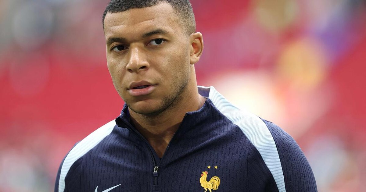 Kylian Mbappe apologises for Mao Zedong comment after Chinese sponsors drop him - The Straits Times