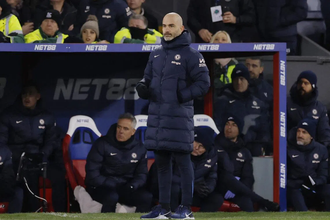 FILE PHOTO: Soccer Football - Premier League - Crystal Palace v Chelsea - Selhurst Park, London, Britain - January 4, 2025  Chelsea manager Enzo Maresca reacts Action Images via Reuters/Andrew Couldridge/File Photo