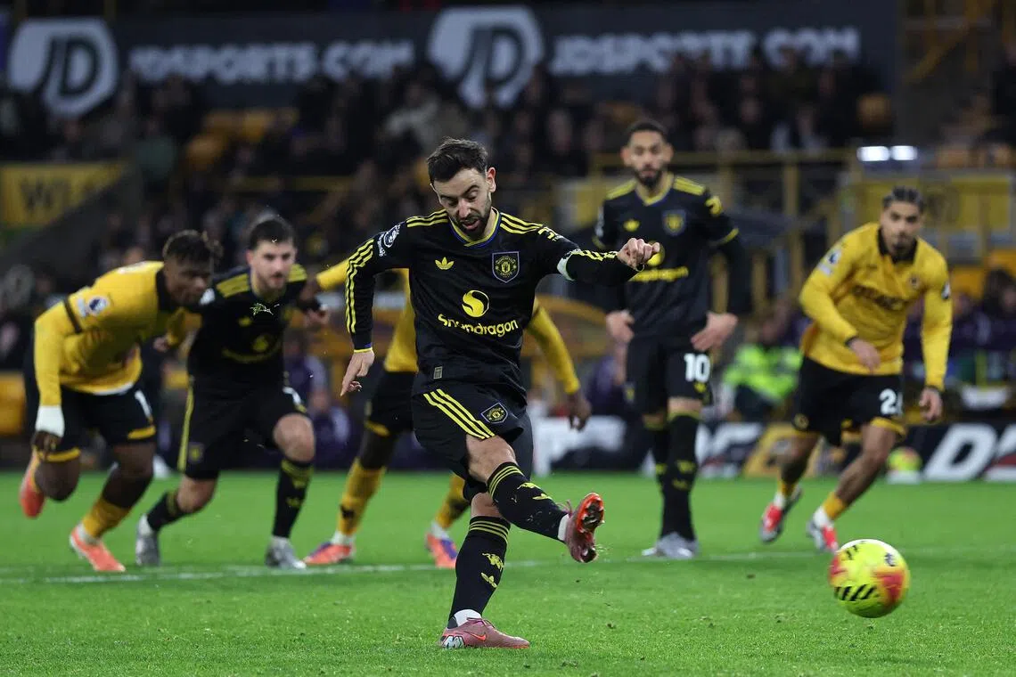 Man United back on track after Bruno Fernandes inspires rout of Wolverhampton Wanderers