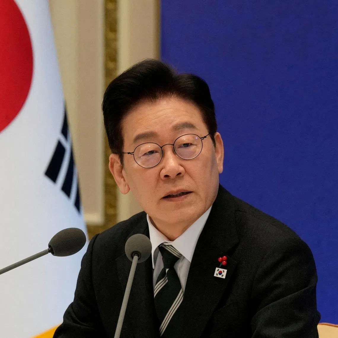 President Lee Jae Myung on April 6 expressed regret to Pyongyang for unnecessary military tensions caused by multiple drone incursions into North Korean airspace, which he said were carried out by civilians acting against government policy.