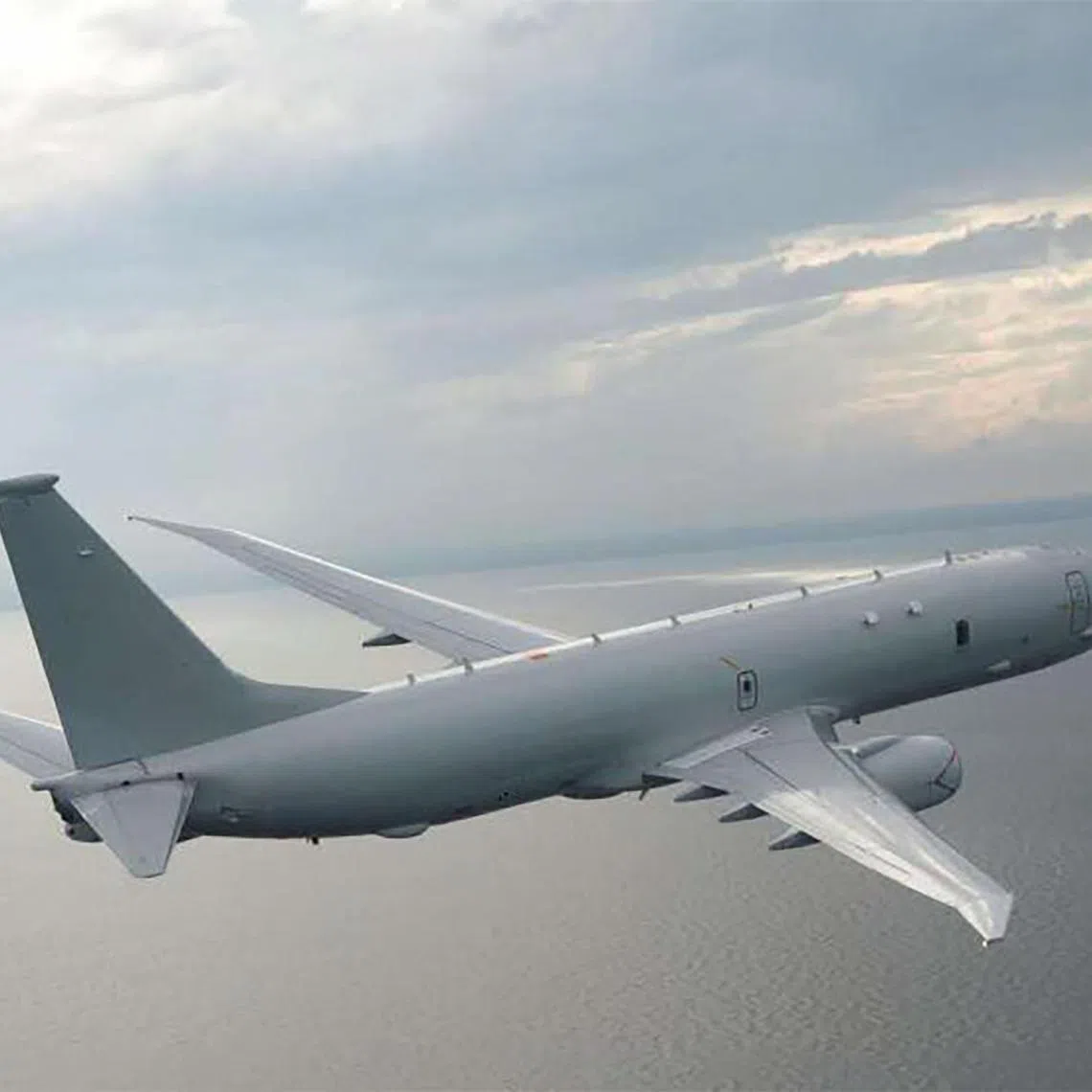 CMG0910Jon/Fact Sheet: Boeing P-8A Maritime Patrol Aircraft

The P-8A Maritime Patrol Aircraft (MPA) is an aircraft designed for maritime patrol equipped
with anti-submarine warfare (ASW) capabilities. It was developed based on the Boeing 737-
800 commercial aircraft and is operated by nine other countries around the world1
.