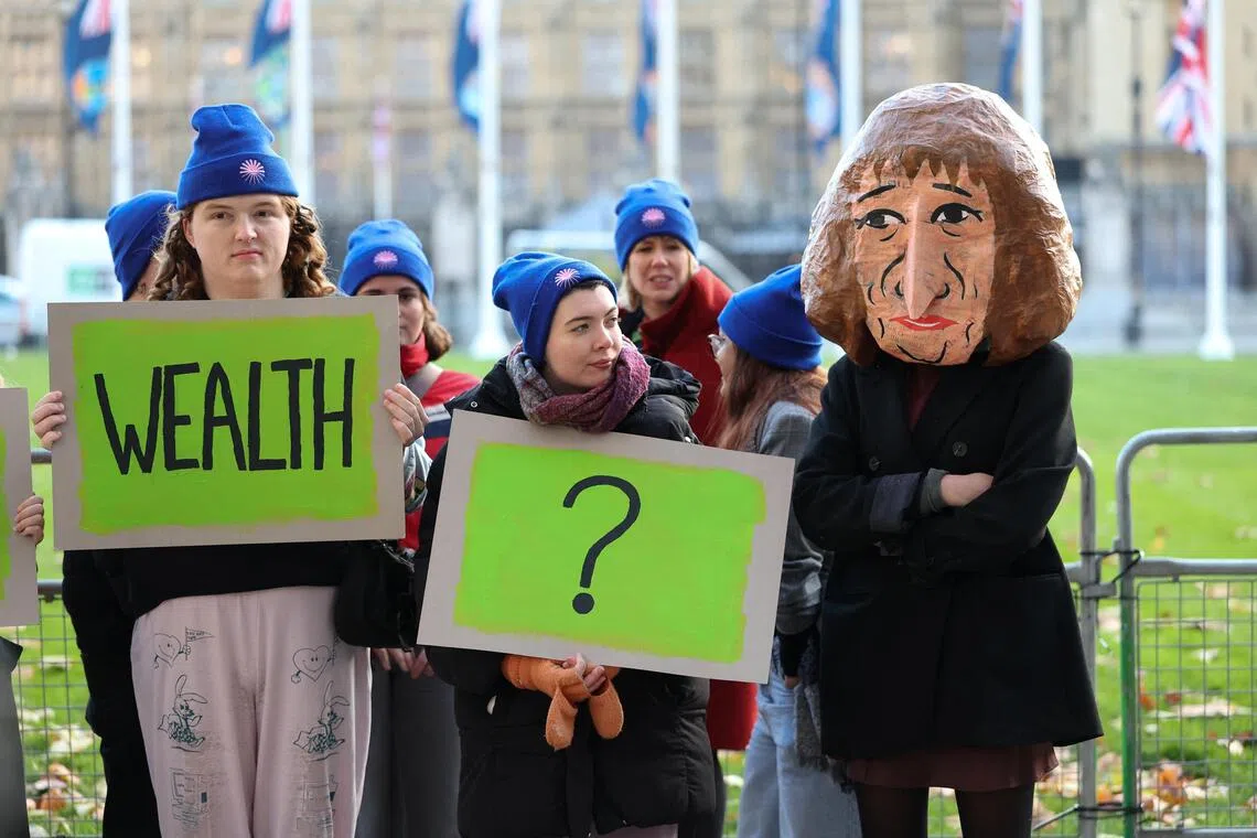 Britain tries to fix frayed relations with world’s rich