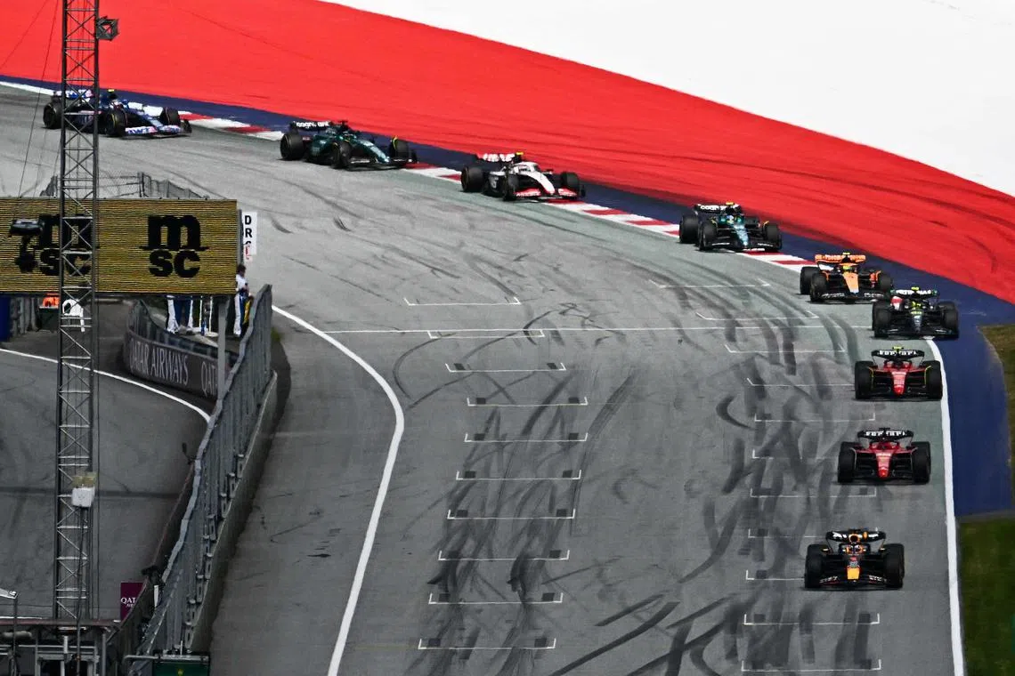 Should the tyre cross the white line, even by a millimetre, an infringement would be noted.