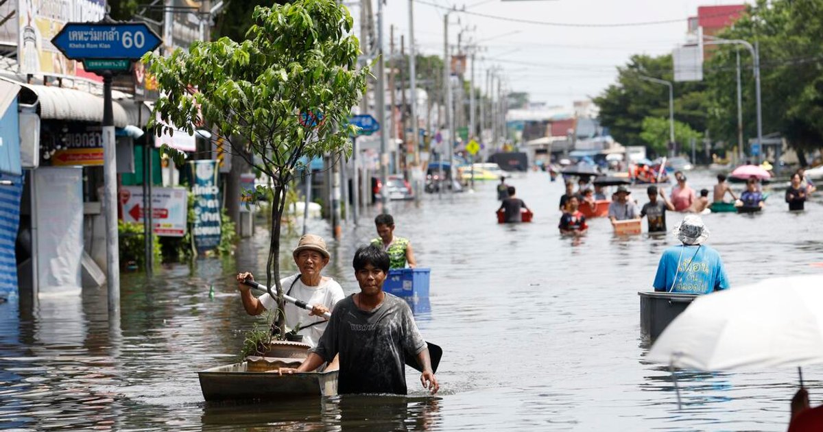 Thailand steps up flood response ahead of IMF-World Bank meetings in Bangkok