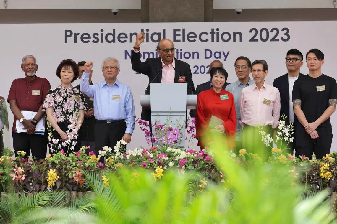 Tharman Shanmugaratnam delivering his speech at the nomination centre.