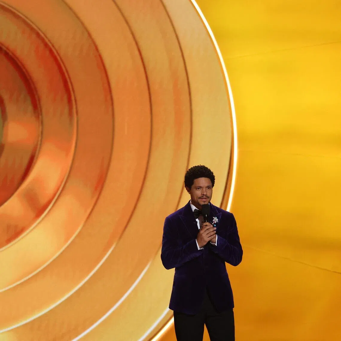 US President Donald Trump branded Grammy host Trevor Noah a “total loser” who needs to “get his facts straight.”