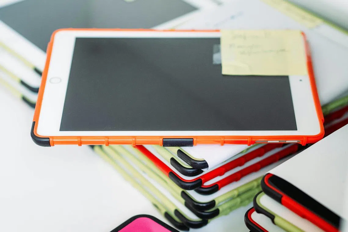 The AI textbooks are available for subjects of English, math and computer informatics.