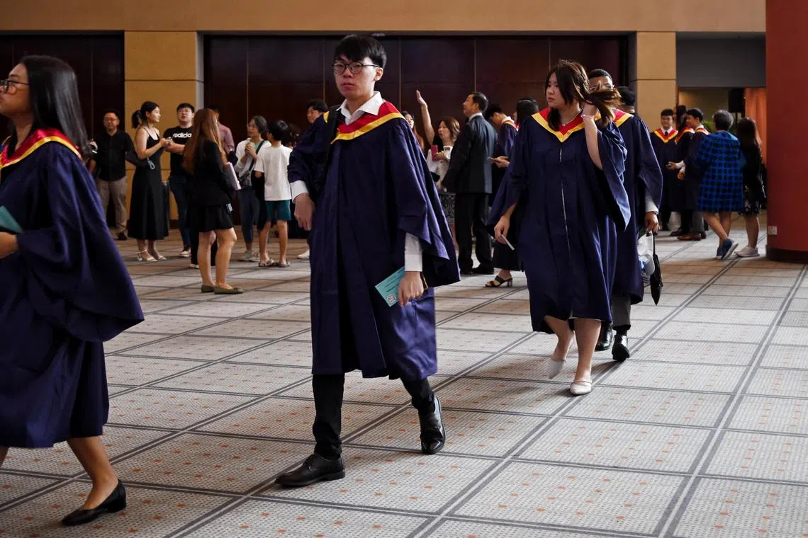 ST20240503_202421361534 Kua Chee Siong/ pixgeneric/ Generic pix of the graduating batch of students from the School of Information Technology, at the  graduation ceremony held at Nanyang Polytechnic, on May 3, 2024.
Can be used for stories about graduates, job opportunities, generation, poly, polytechnic education
