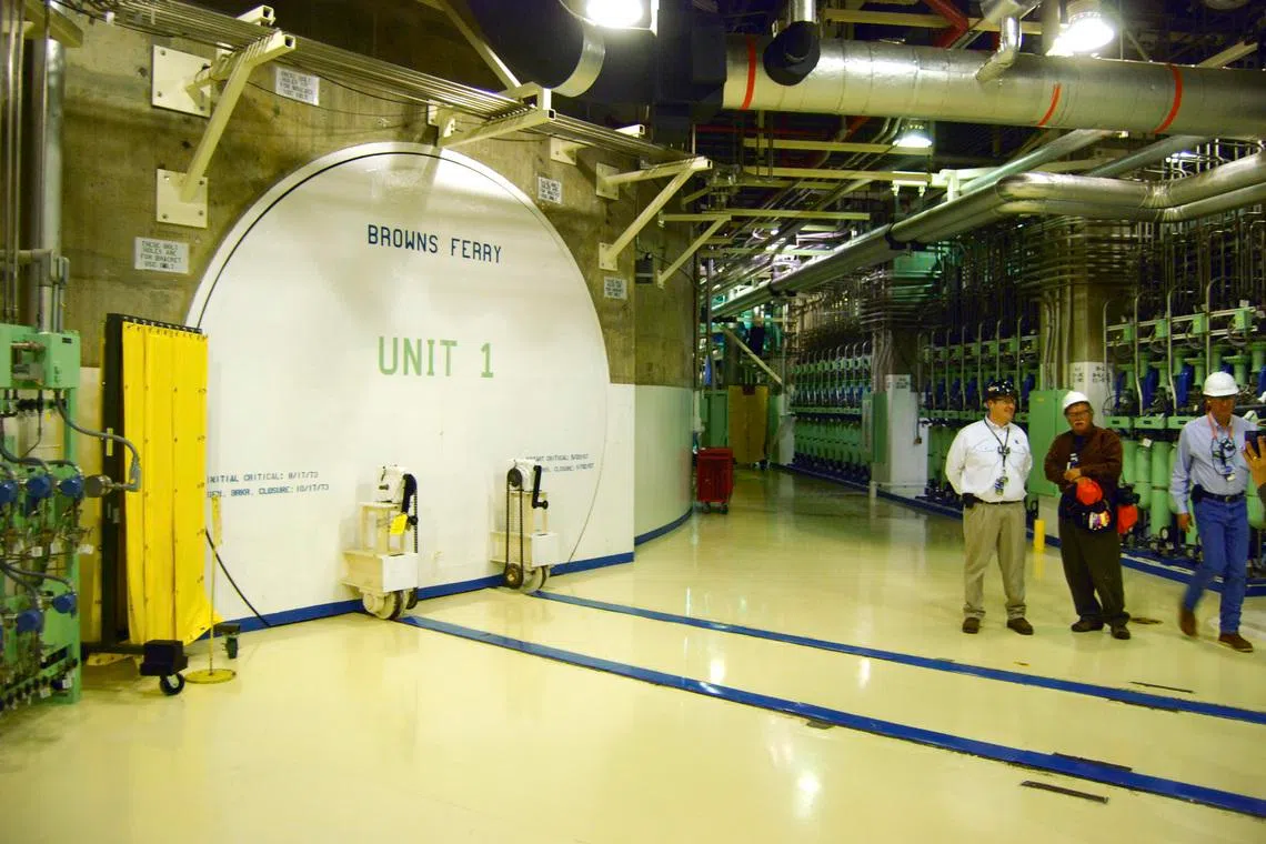 US leads record rise in spending on nuclear arsenals, campai