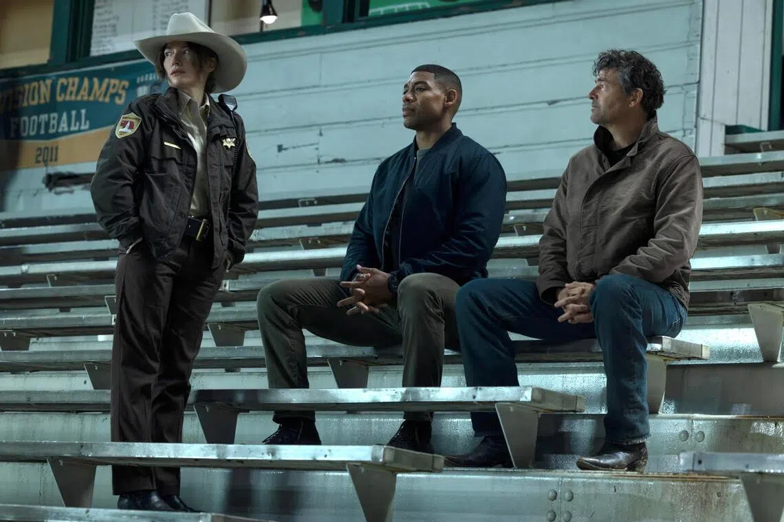 HBO’s Lanterns pairs an ageing Hal Jordan (Kyle Chandler, right) with trainee John Stewart (Aaron Pierre).