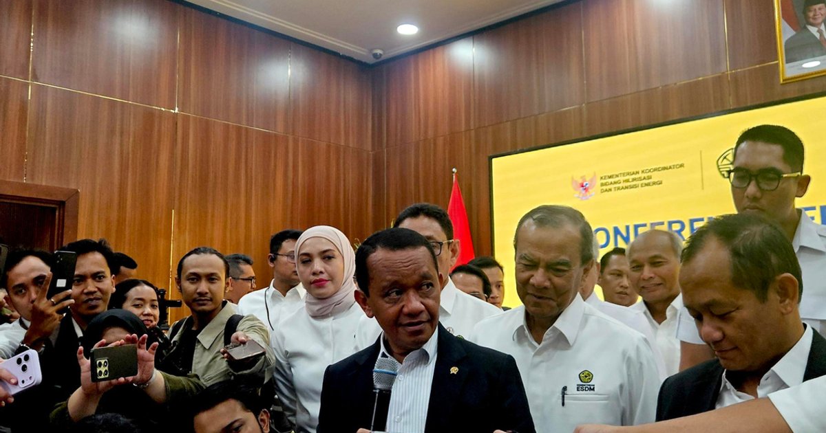 Indonesia minister accuses Singapore of reselling LNG amid calls to ease bilateral tensions - The Straits Times