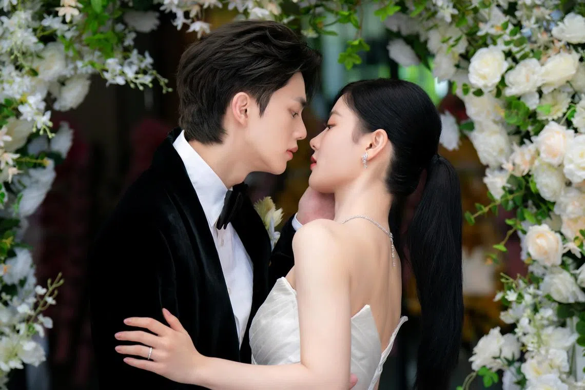 jsbinge27 - Song Kang and Kim Yoo-jung star in Netflix's romance series My Demon

Source / Copyright: NETFLIX
Free for publicity
upload these to Life folder