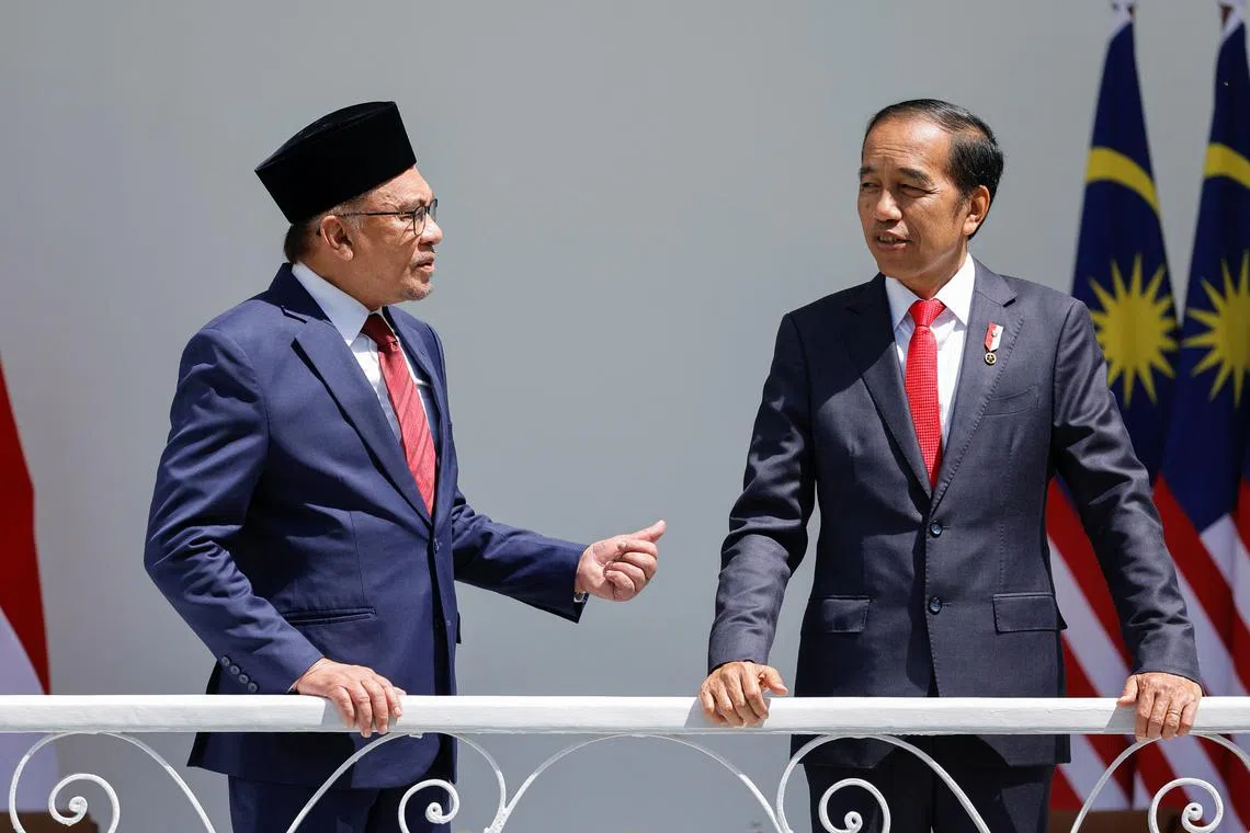 Malaysian PM Anwar Ibrahim (left) and Indonesian President Joko Widodo agreed that Asean needed to continue to play a central role in the Indo-Pacific.
