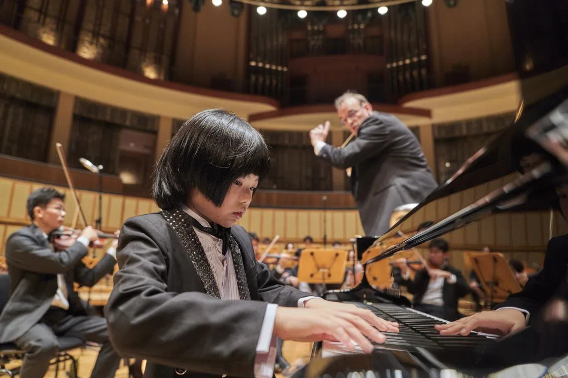 Pianist Mikkel Myer Lee was impeccable in the most technically challenging passages, his musical phrasing as natural as breathing. 