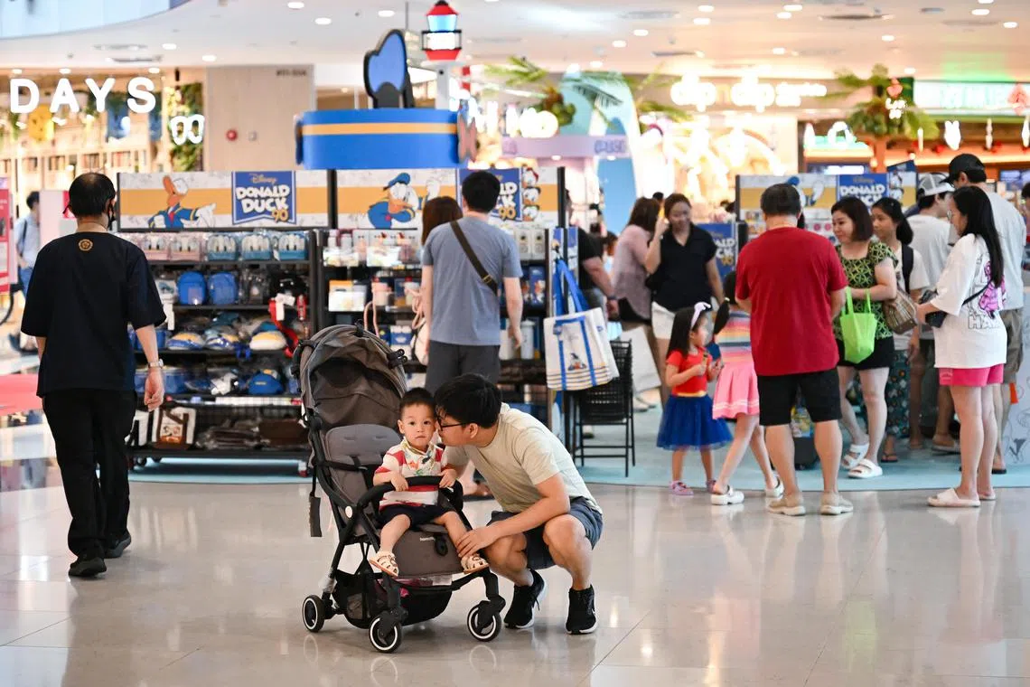 Singapore’s key consumer prices rose slightly faster than expected in September, with core inflation climbing for the second straight month.