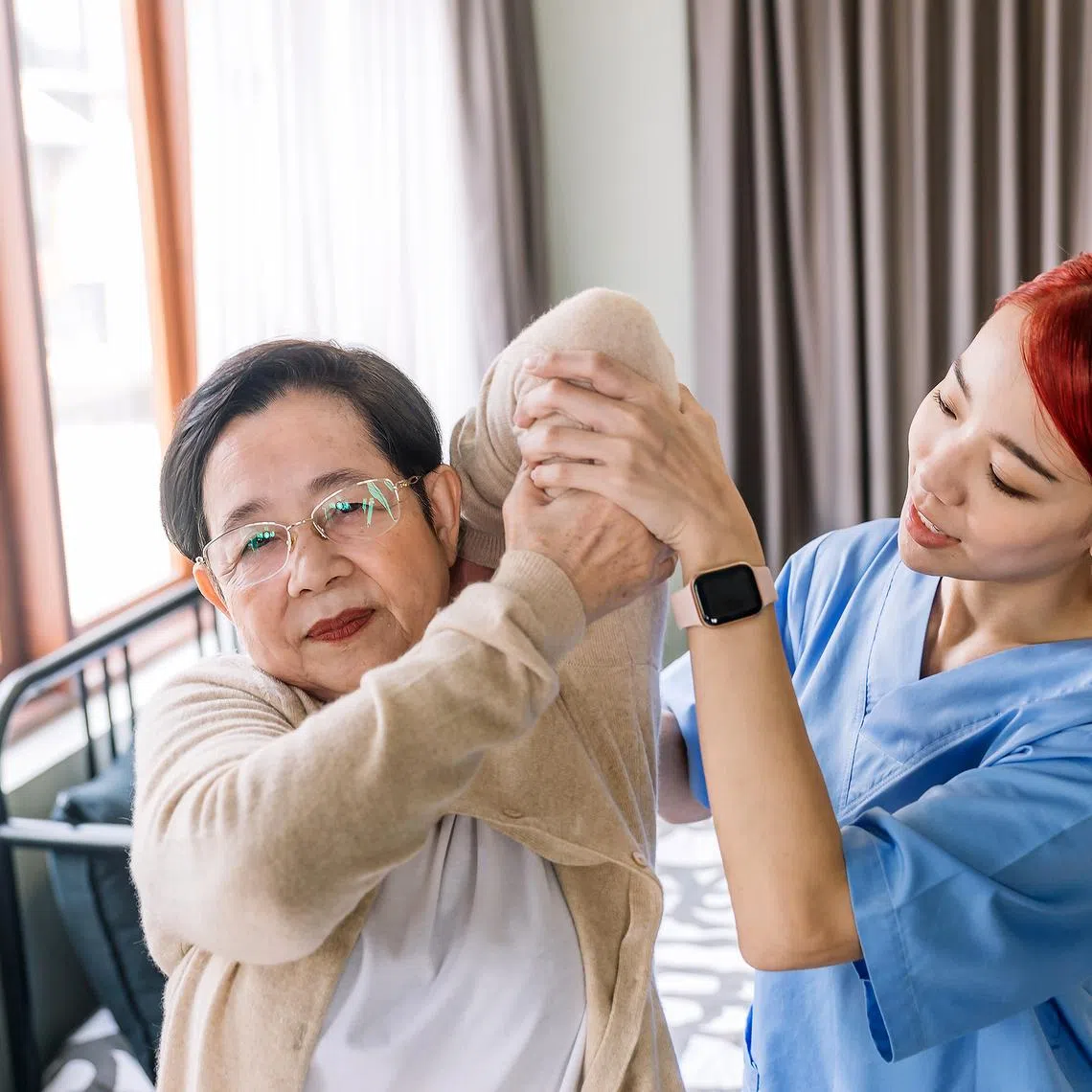 People aged 40 to 60 are at higher risk of developing a frozen shoulder. Doctors do not know why.