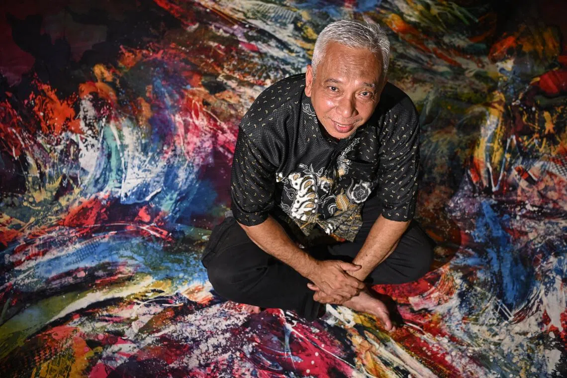 Mr Ika Zahri Sarkasi, batik artist and son of the late Sarkasi Said.