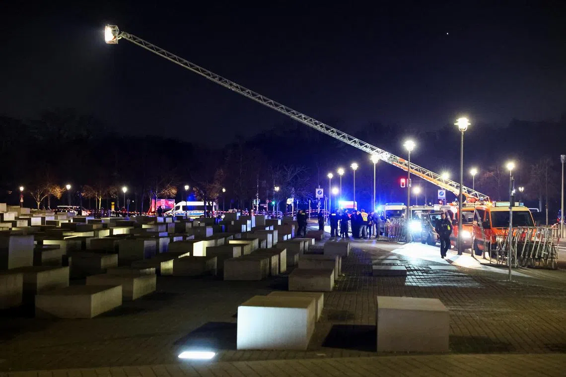 A view shows the Holocaust Memorial after a suspected knife attack, according to local media, in Berlin, Germany, February 21, 2025. REUTERS/Fabrizio Bensch