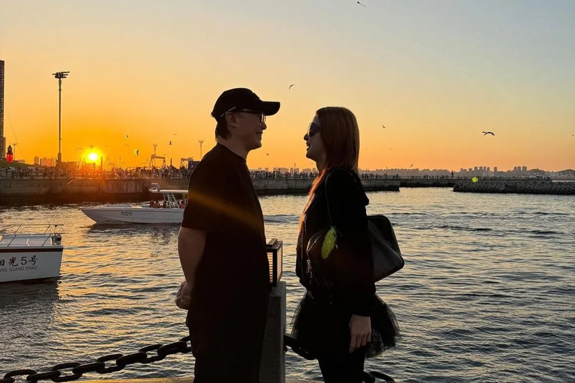  Eason Chan (left) shared photos with his wife Hilary Tsui on social media on Aug 29.