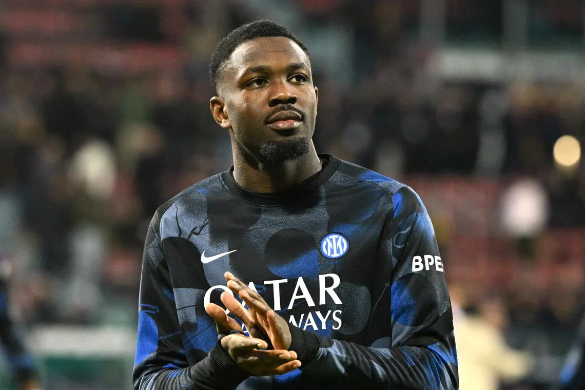 FILE PHOTO: Soccer Football - Serie A - Cagliari v Inter Milan - Unipol Domus, Cagliari, Italy - December 28, 2024 Inter Milan's Marcus Thuram during the warm up before the match REUTERS/Alberto Lingria/File Photo