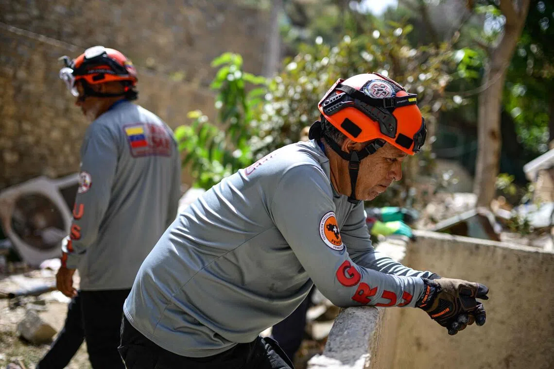 ‘We’re going to keep going’: Venezuelan quake rescuers soldier on