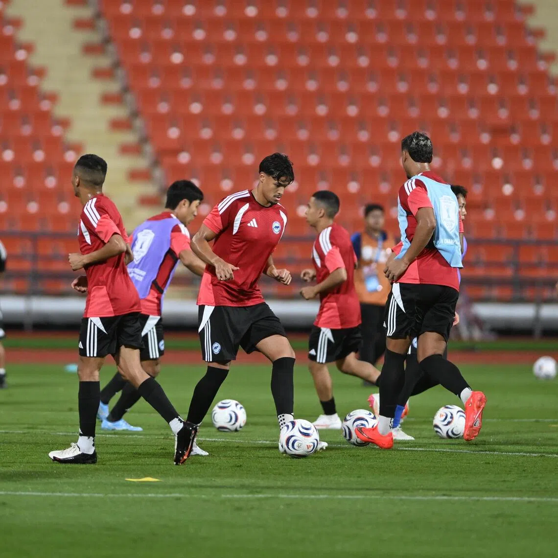 Singapore forward Ilhan Fandi promises his team will empty their tanks to fight to overturn a 3-1 first-leg deficit.