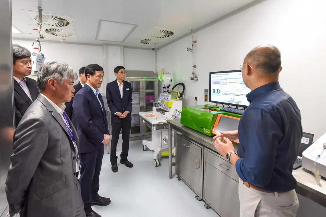 Minister for Health Singapore, Ong Ye Kung, touring the new Advanced Cell Therapy and Research facility on August 4, 2023.

(ST PHOTO: EUGENE TAN) 

The Advanced Cell Therapy and Research Institute, Singapore announced the opening of a new 2,000 sqm cell therapy facility to meet the increasing clinical demand for cell and gene therapy (CGT) treatments in Singapore.