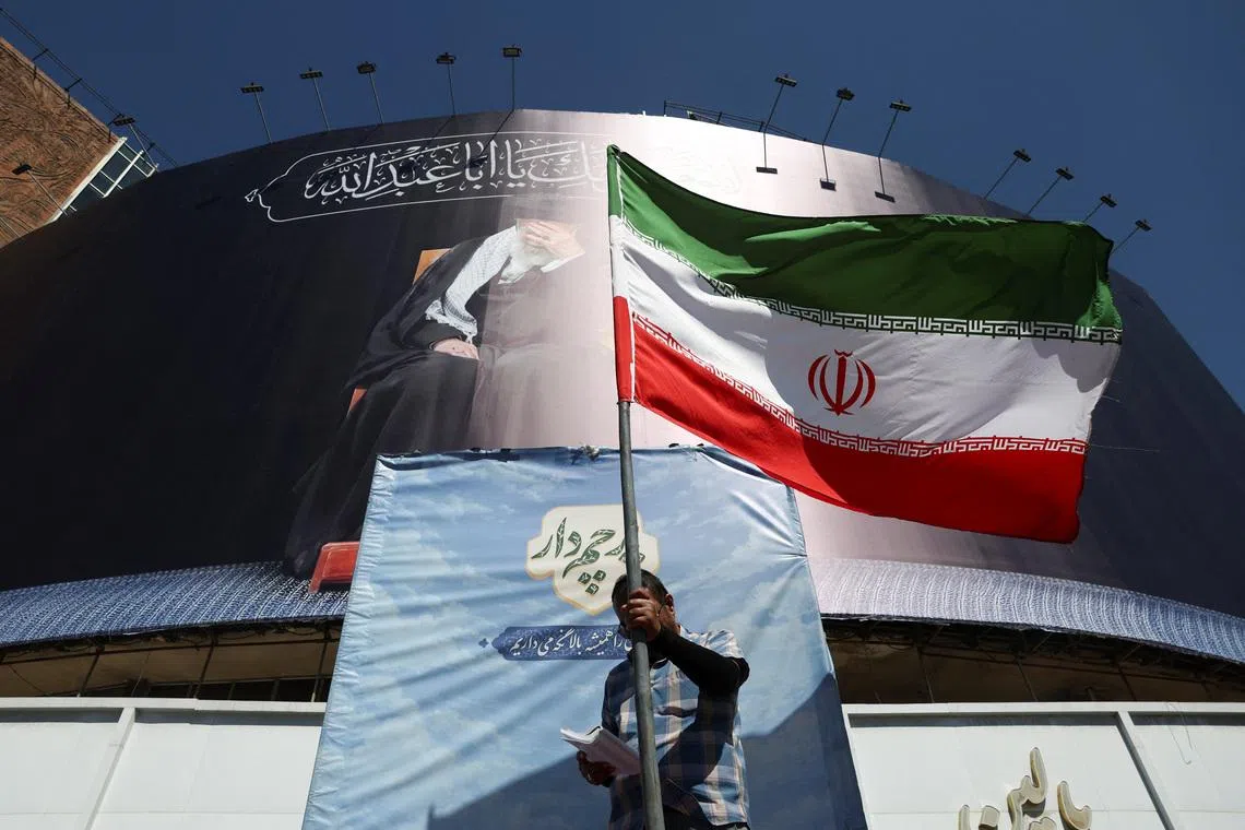 Trump says Iran agreed to never have nukes, calls $300 billion payment 'fake news'