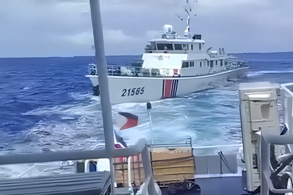 China Coast Guard Rams Philippine Boat Near Spratlys