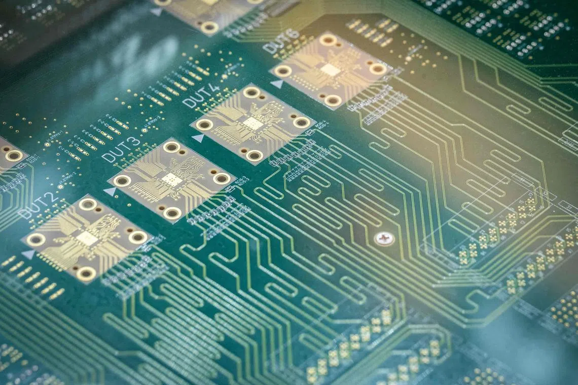 The United States has secured a deal with the Netherlands and Japan to restrict exports of some advanced chip-making machinery to China, Bloomberg reported.