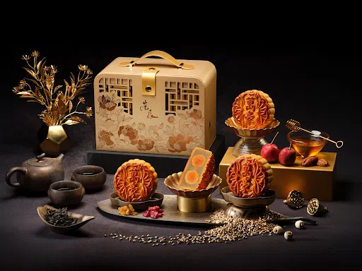 Best 9.9 sales in Singapore for mooncake deals: Singapore Marriott Tang Plaza Hotel