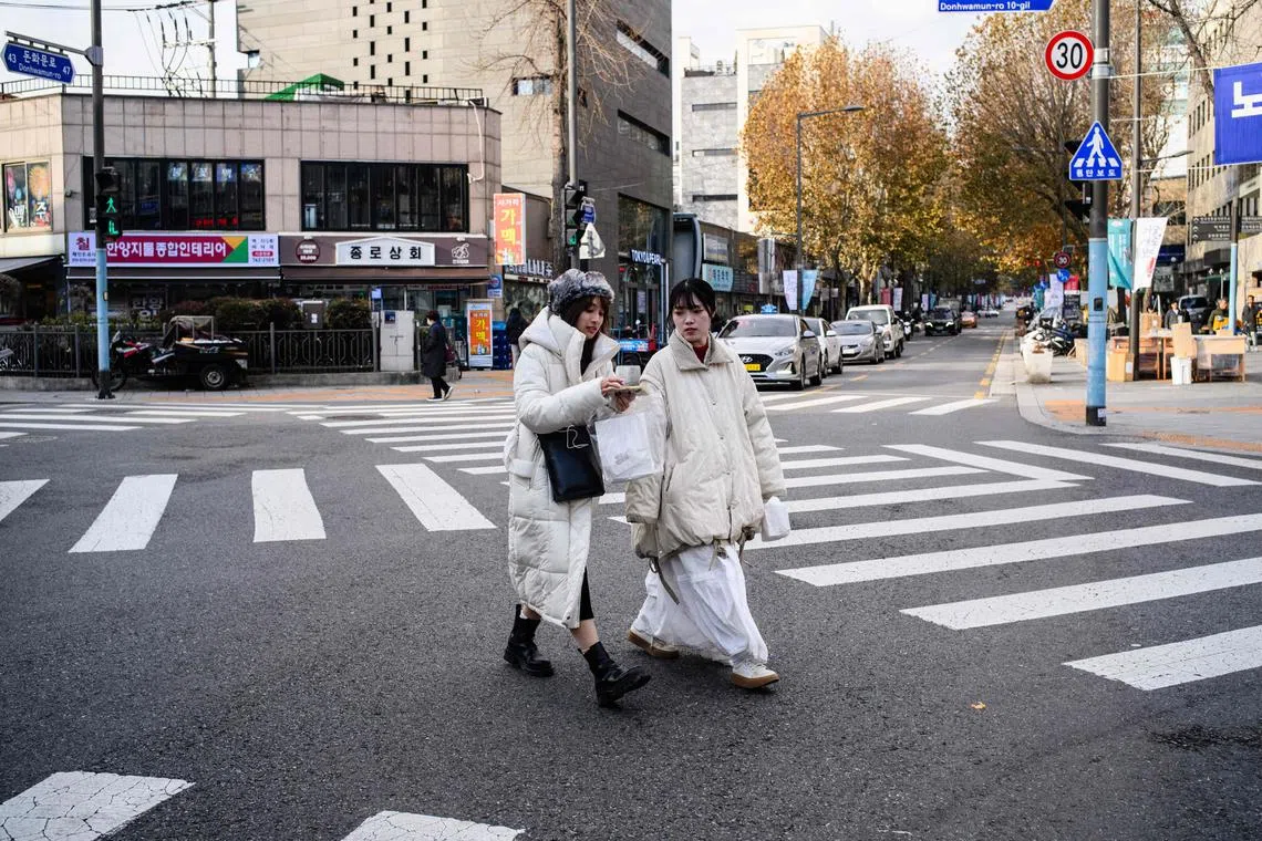Nearly 40,000 South Koreans took their own lives over the past three years, with the suicide rate increasing among younger people.