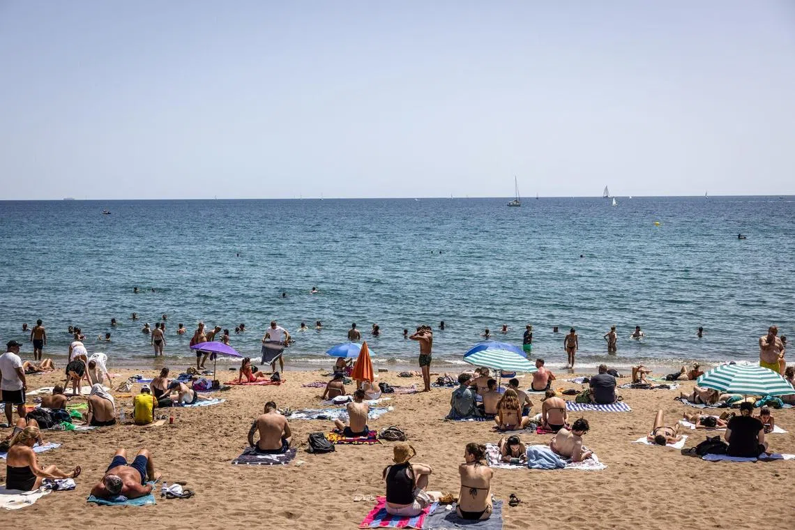  The previous record had been set in July 1982, with 39.8 deg C. 