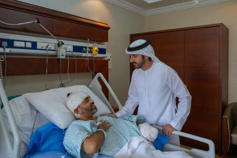 Dubai Crown Prince Hamdan bin Mohammed Al Maktoum meets Indian captain Smit Machchhar who was stabbed by a colleague aboard a plane.