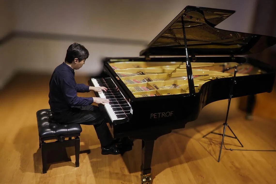 A doctorate-holder from the University of Cincinnati College-Conservatory of Music, Nicholas Ho performed on a 275m full-length grand piano in a small second-storey shophouse.